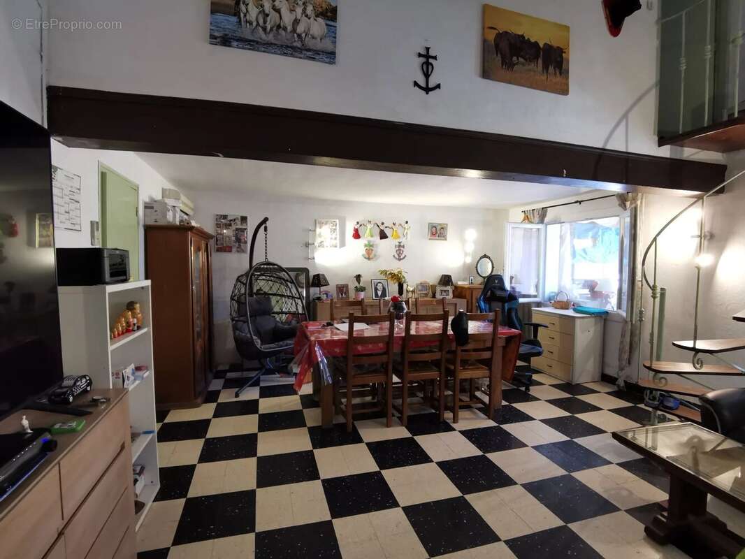 Maison à ORGON