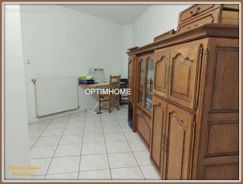 Appartement à CHALAIS