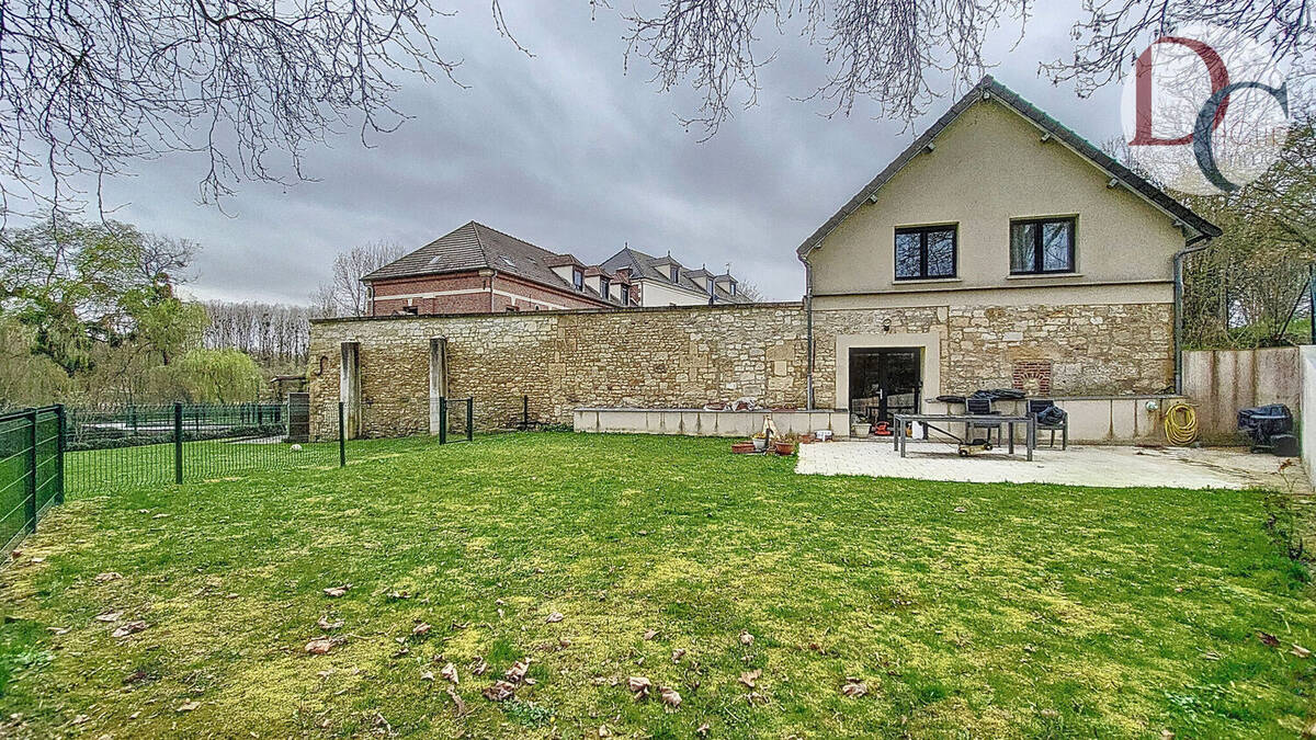 Photo 1 - Maison à COMPIEGNE