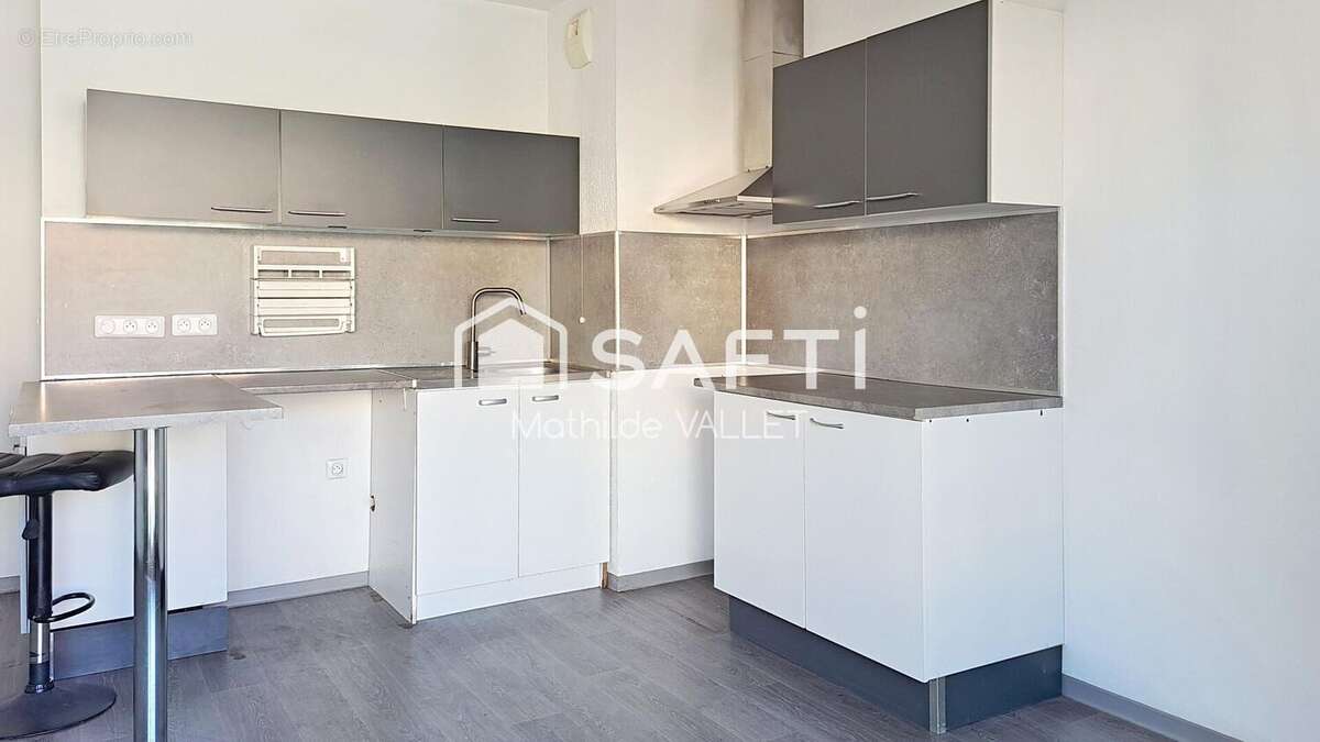 Photo 4 - Appartement à PUGET-SUR-ARGENS