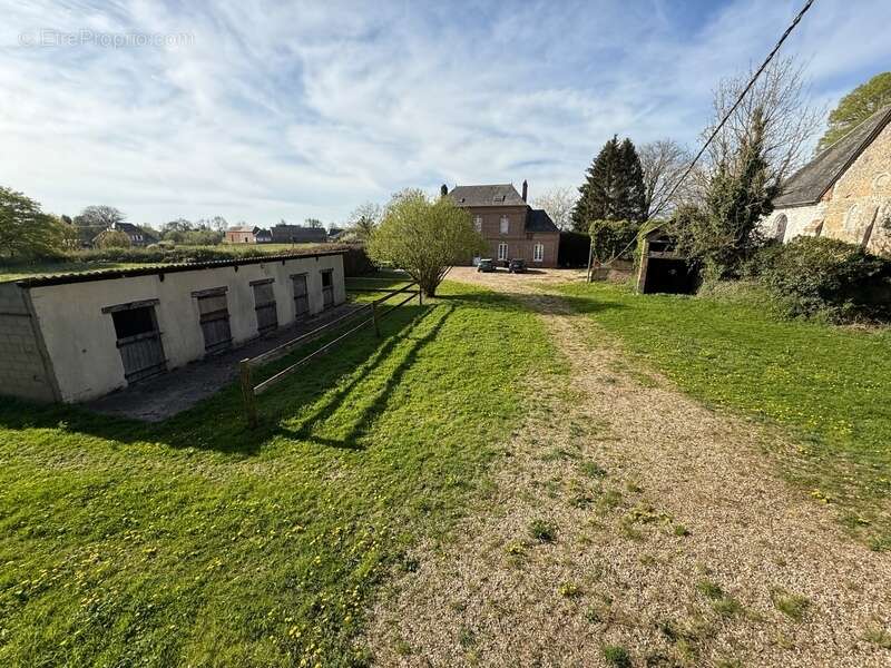 Maison à BUCHY