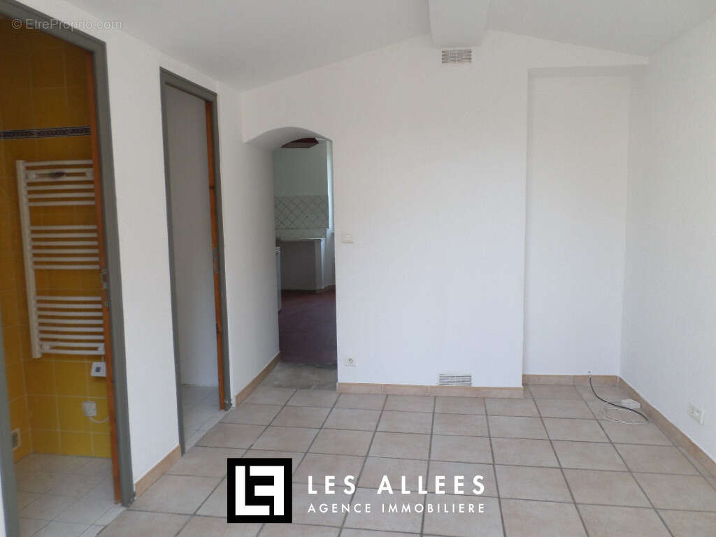 Appartement à BOLLENE