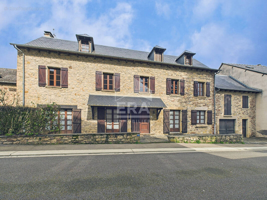 Maison à RIGNAC