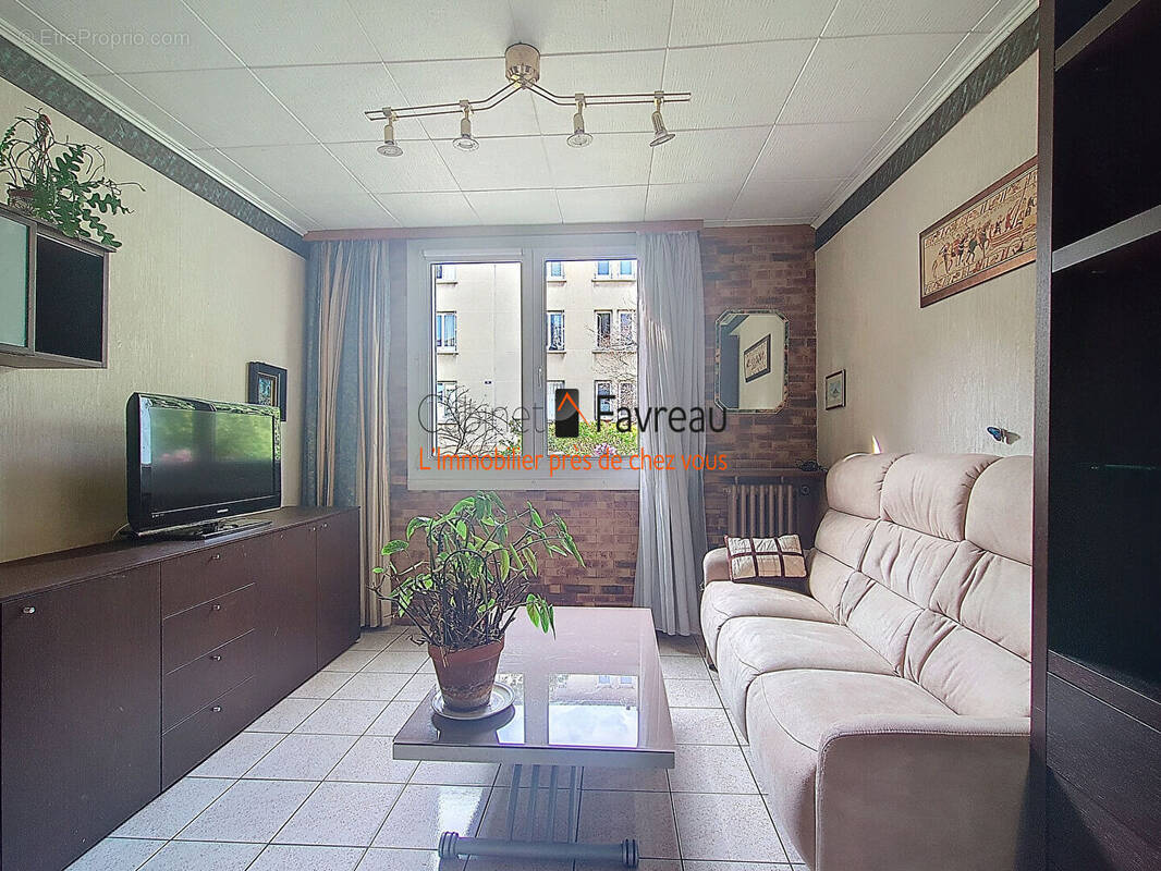 Appartement à LE KREMLIN-BICETRE