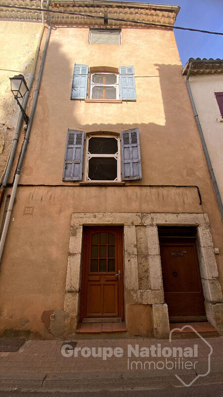 Maison à VARAGES