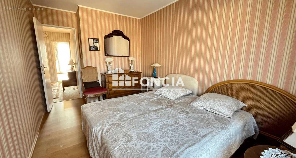 Appartement à RAMBOUILLET