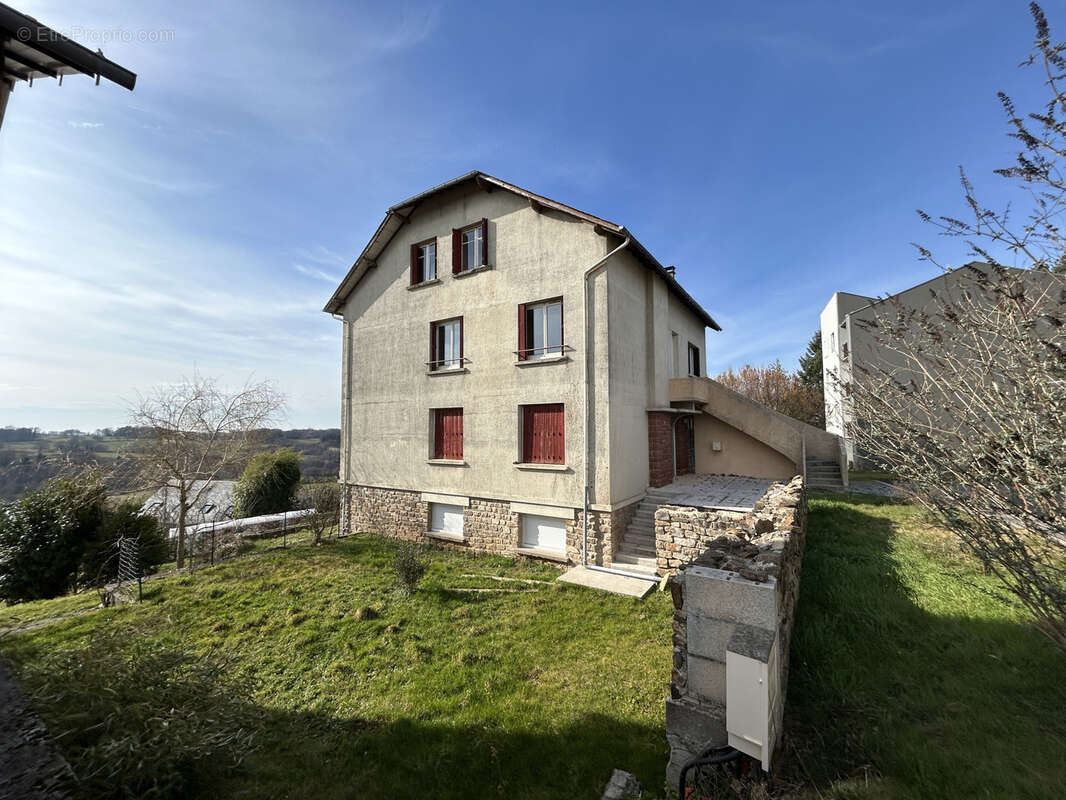 Appartement à SEILHAC
