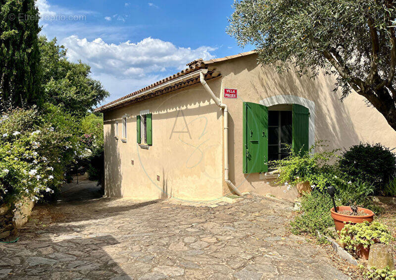 Maison à COGOLIN