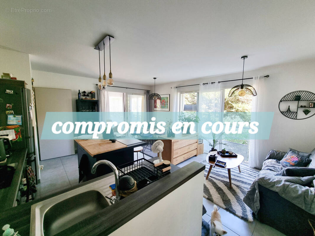 Appartement à FLEURY