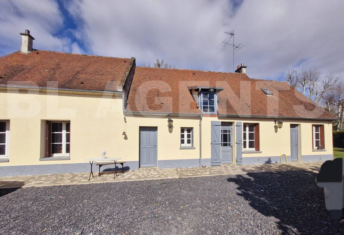 IMBERDIS - Cinqueux - Maison à NOGENT-SUR-OISE