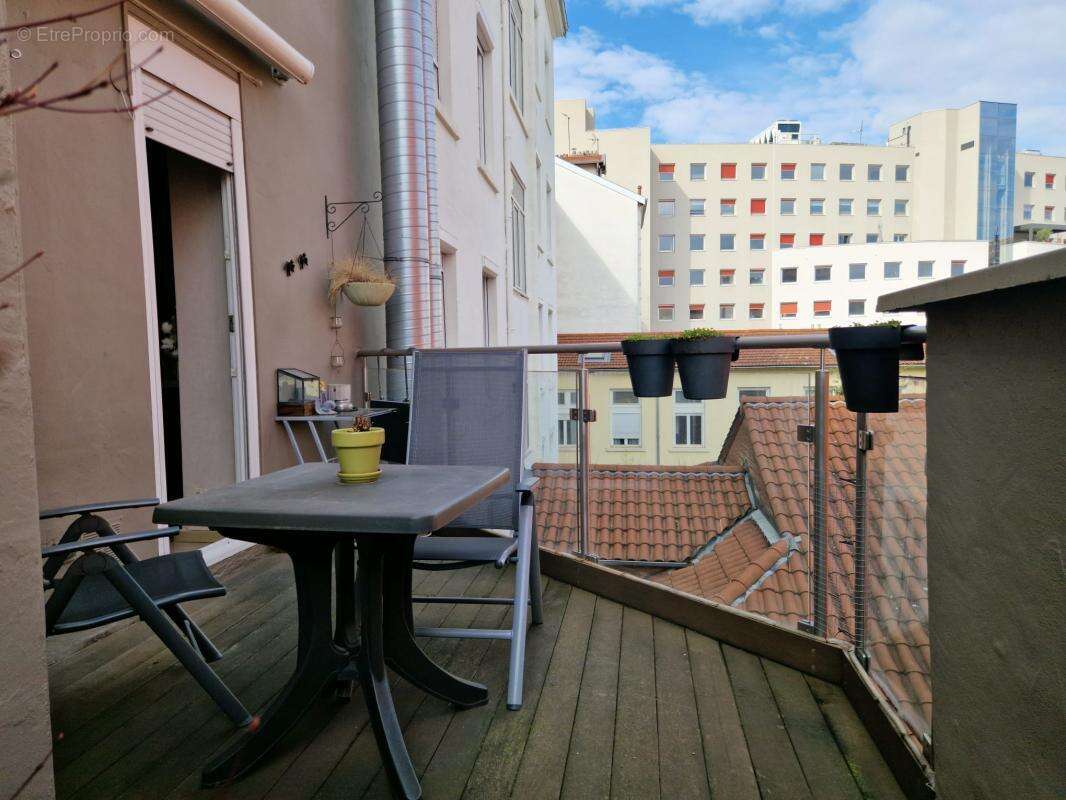 Appartement à VILLEURBANNE