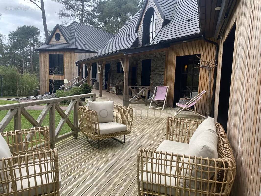 Maison à NEUFCHATEL-HARDELOT