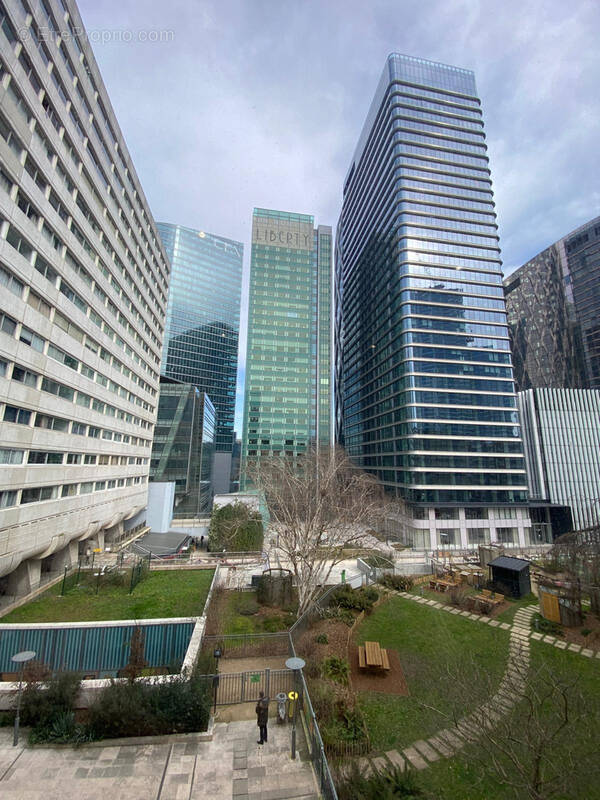Appartement à COURBEVOIE