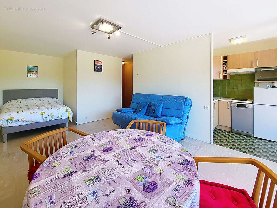 Appartement à MANDELIEU-LA-NAPOULE
