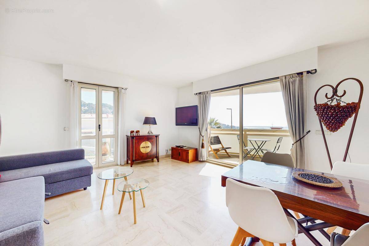 Appartement à LE CANNET