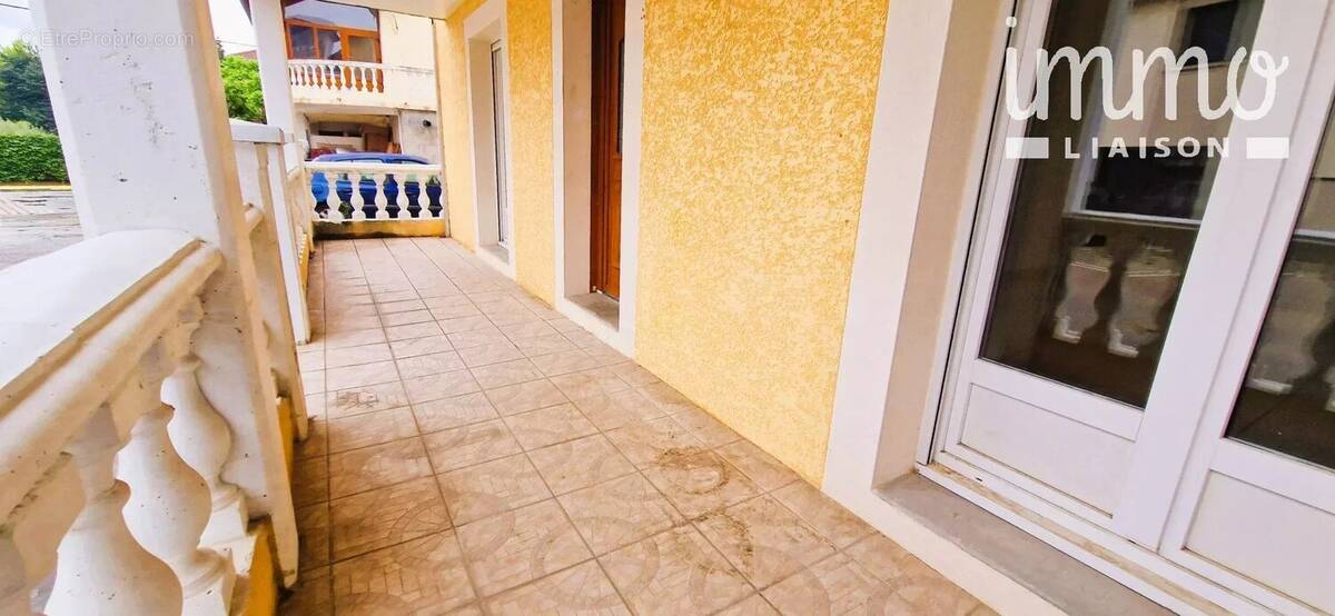 Appartement à LA TOUR-DU-PIN