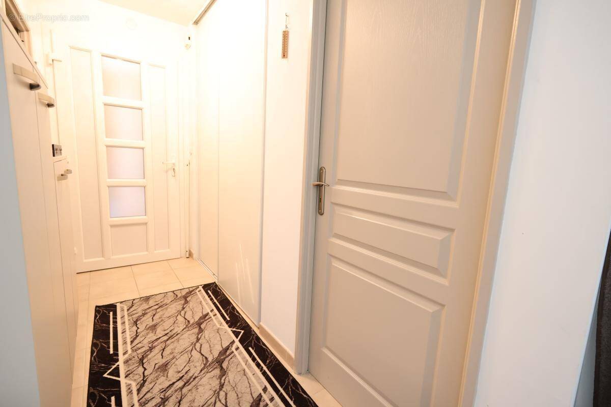 Appartement à VALENSOLE