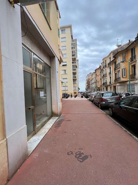 Commerce à MENTON