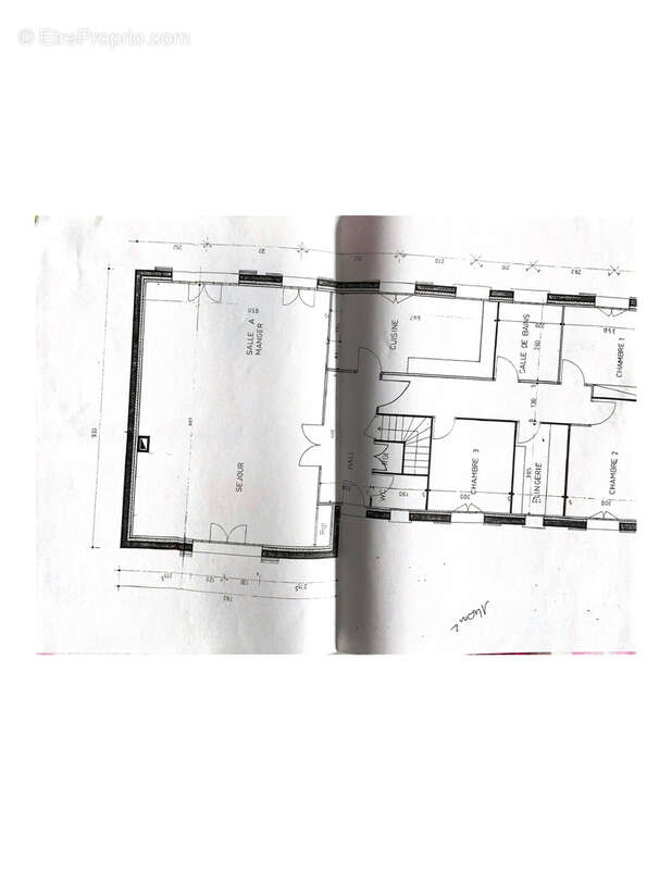 Maison à COLOMBIER-SAUGNIEU