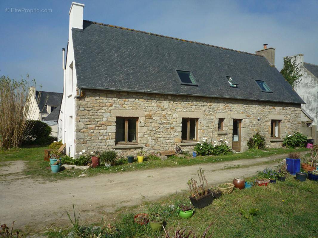 Maison à SANTEC
