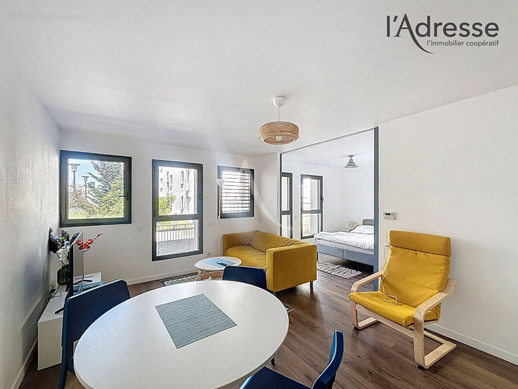 Appartement à SURESNES