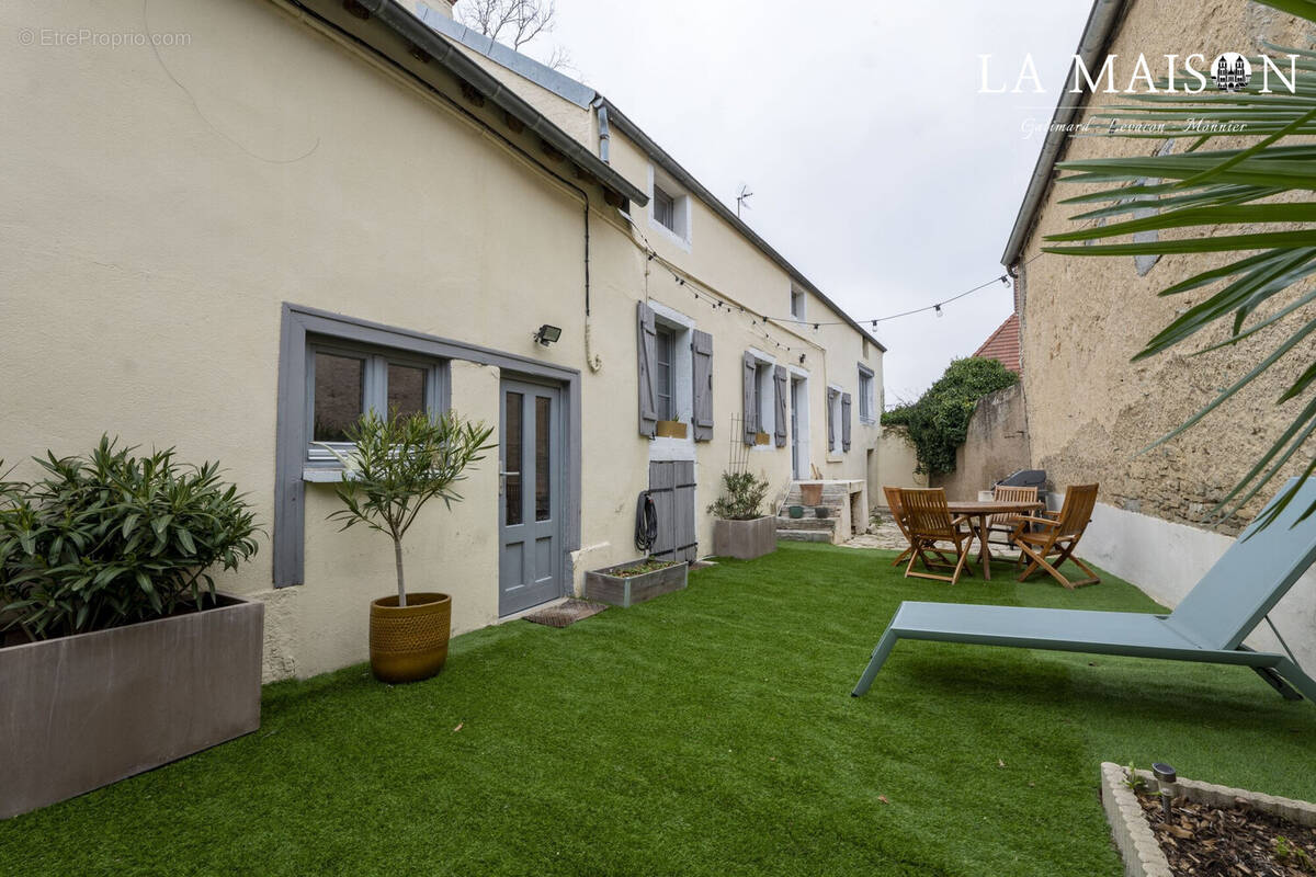 Maison à FONTAINE-LES-DIJON
