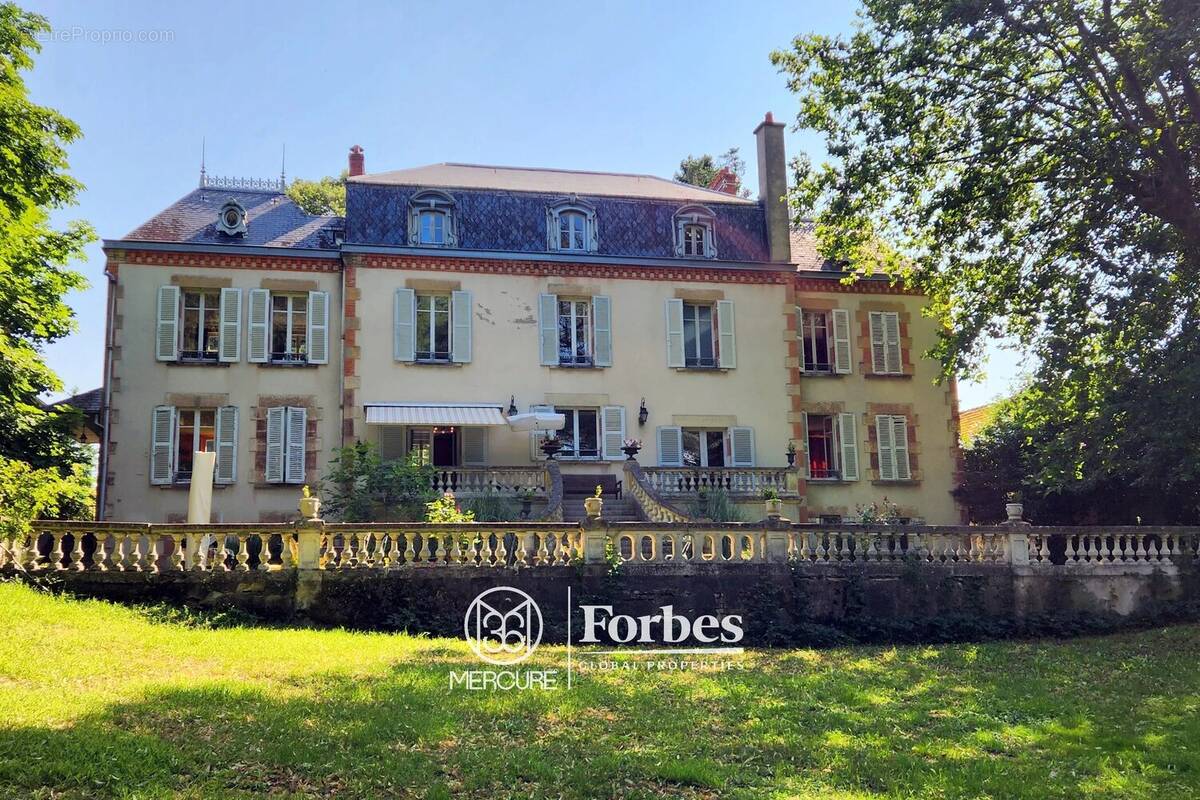 Maison à MOULINS