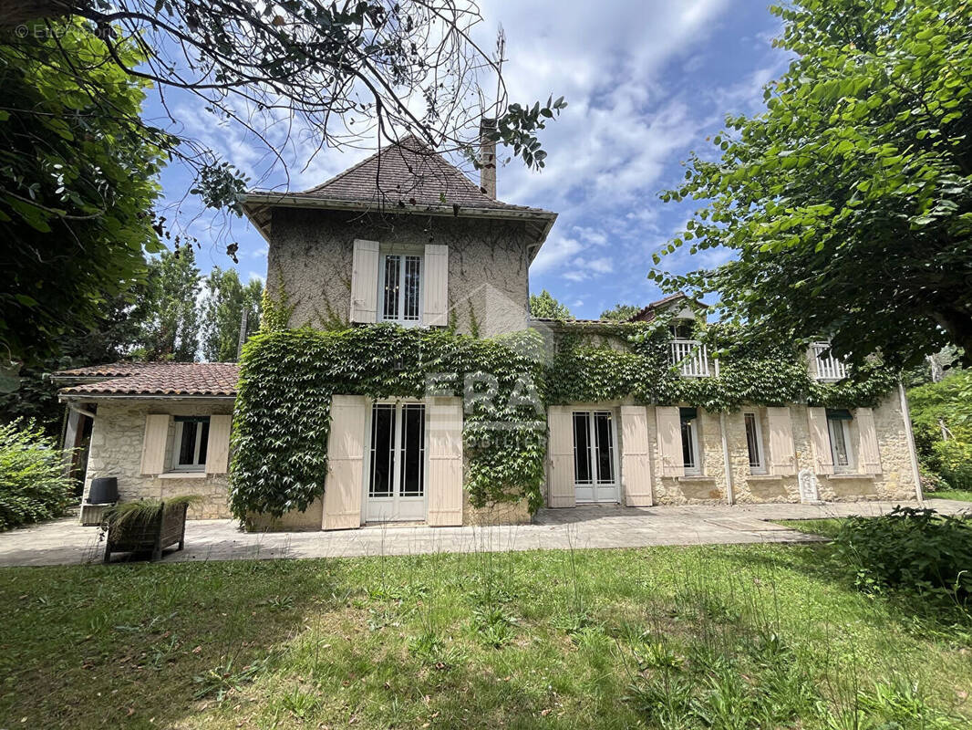 Maison à PORT-SAINTE-FOY-ET-PONCHAPT