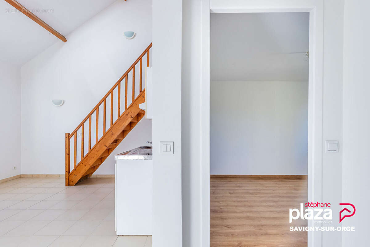 Appartement à SAVIGNY-SUR-ORGE