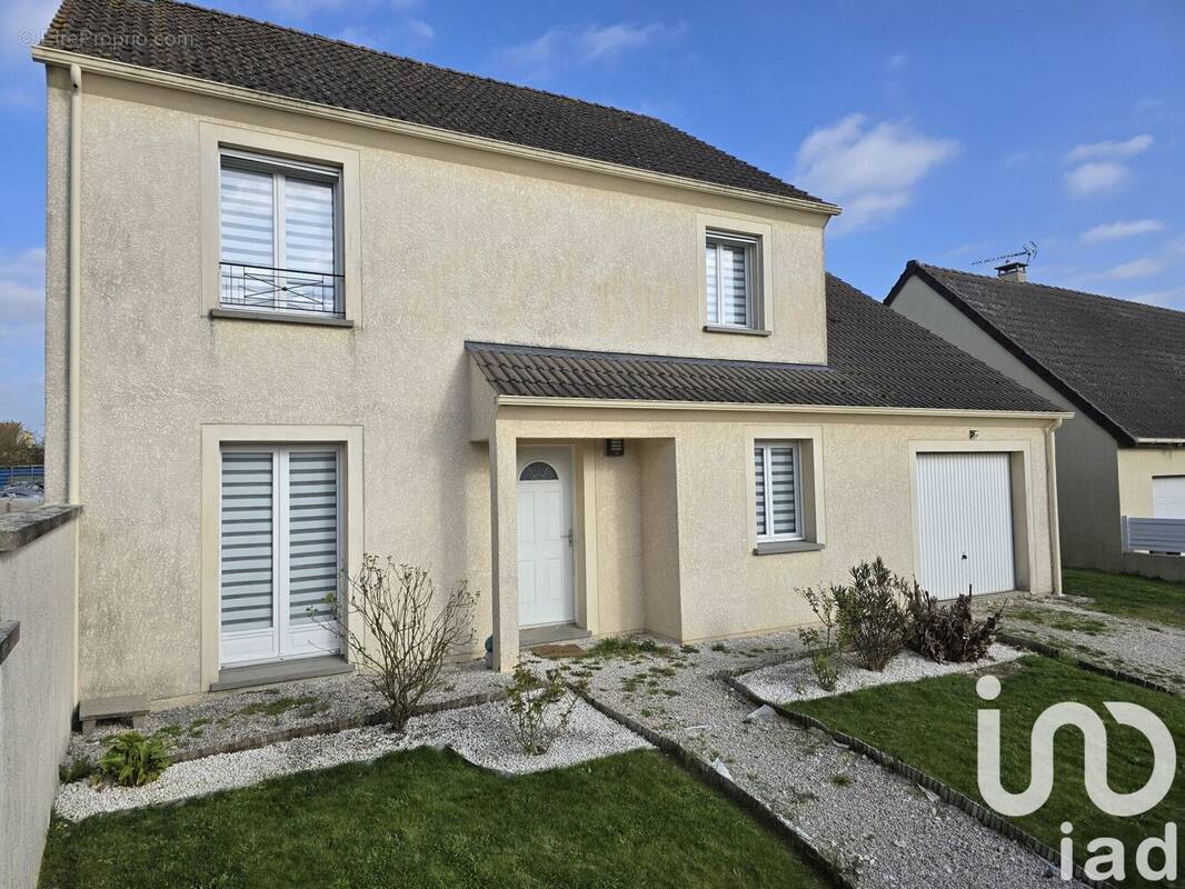 Photo 1 - Maison à VILLIERS-SAINT-GEORGES