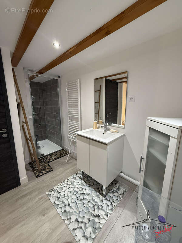 Maison à BOLLENE