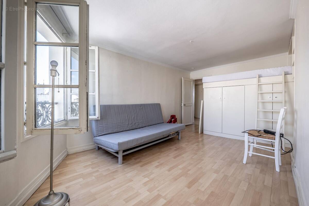 Photo 1 - Appartement à PARIS-3E