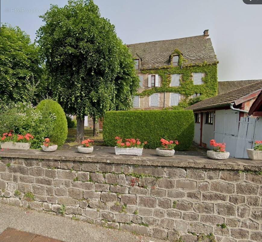 Appartement à BESSE-ET-SAINT-ANASTAISE