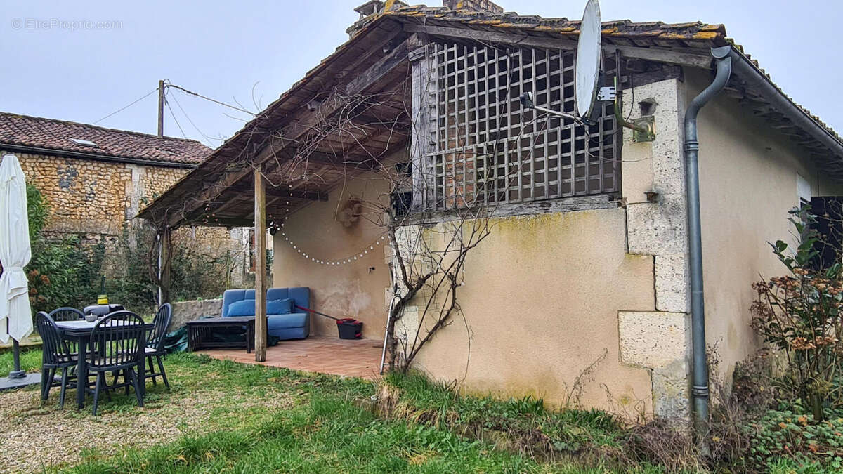 Stone cottage for sale Charente_141919 - Maison à AUBETERRE-SUR-DRONNE
