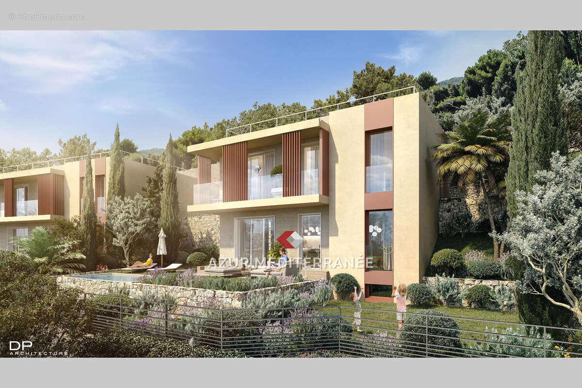Maison à EZE