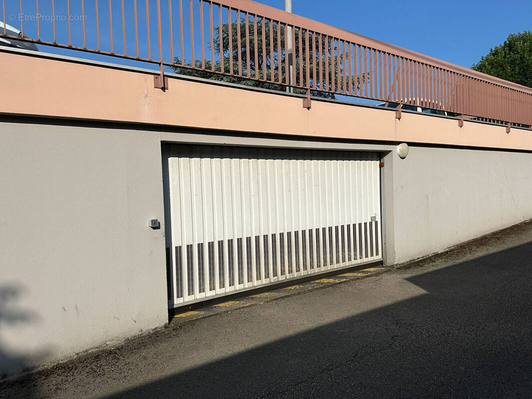 Parking à BESANCON
