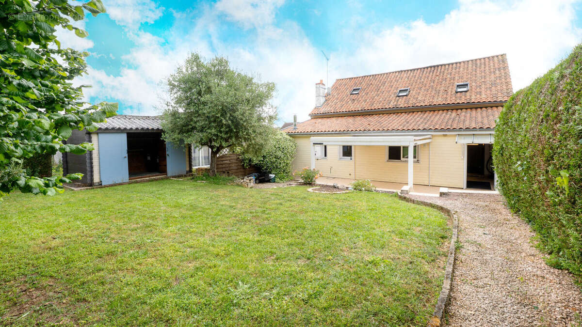 Maison à CIVRAY