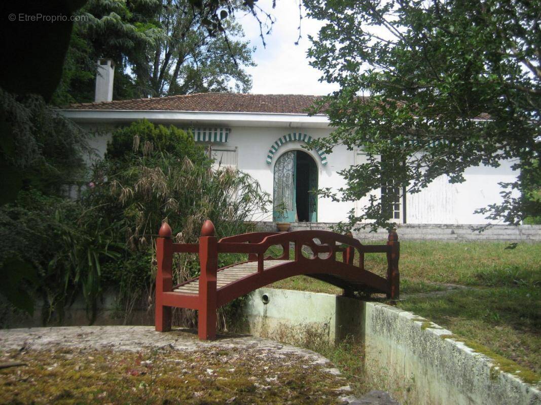 Maison à BAZAS