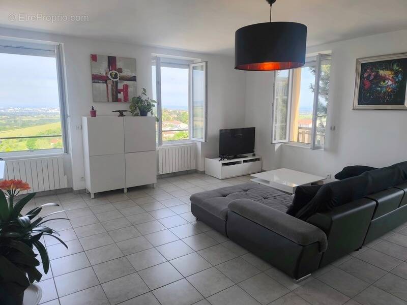 Appartement à POLLIONNAY
