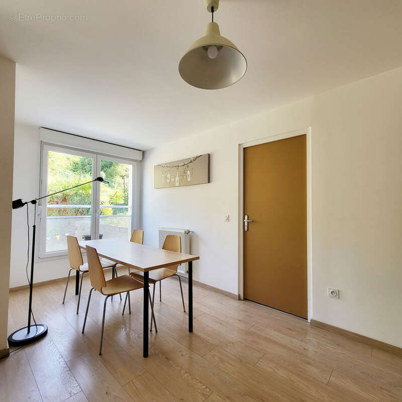 Appartement à VOLMERANGE-LES-MINES