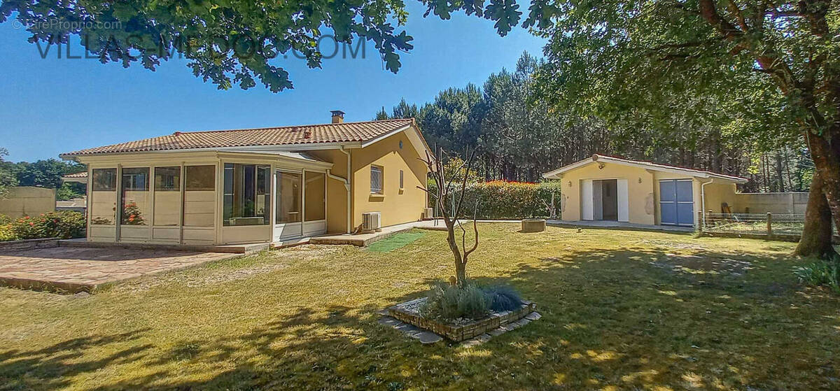 Maison à VENDAYS-MONTALIVET