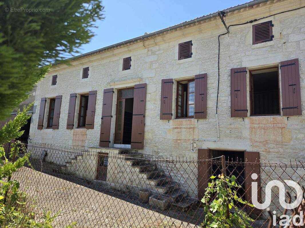 Photo 1 - Maison à MOSNAC