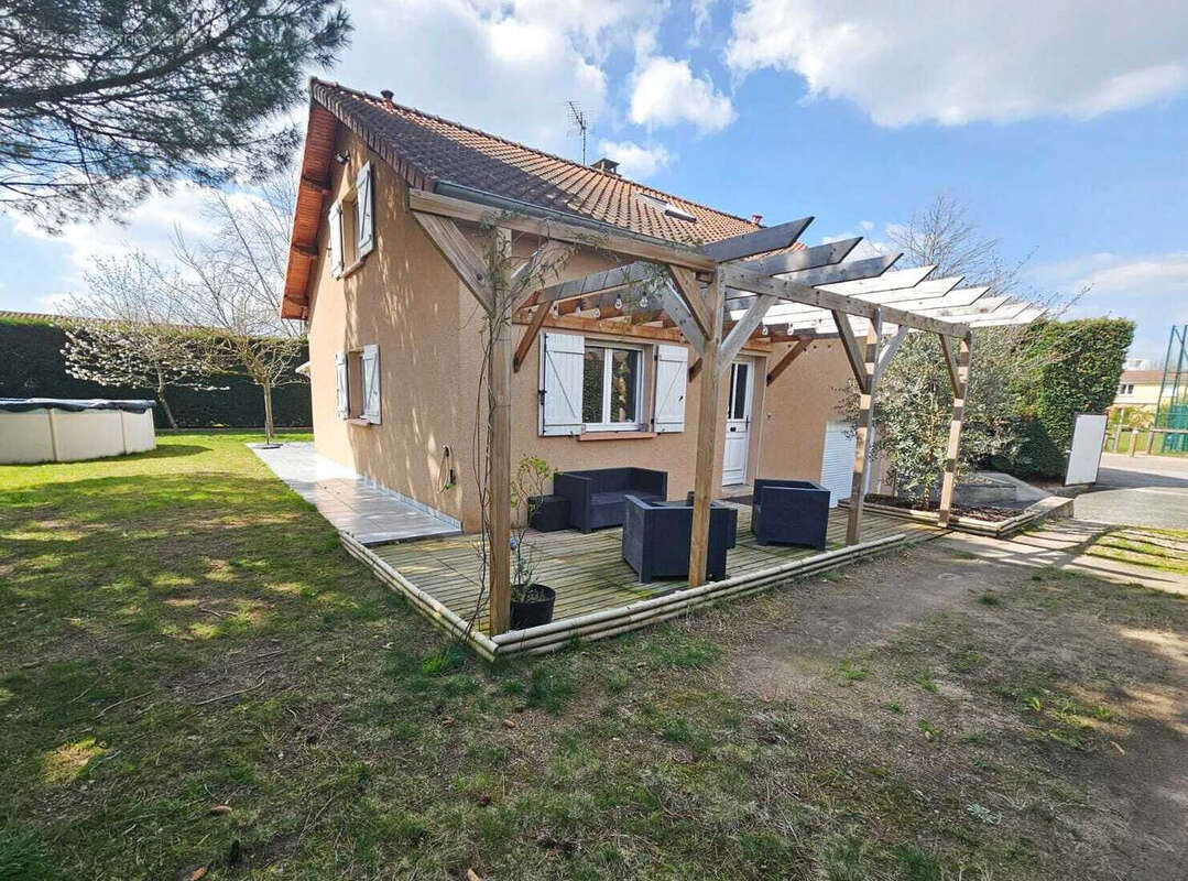Maison à MABLY