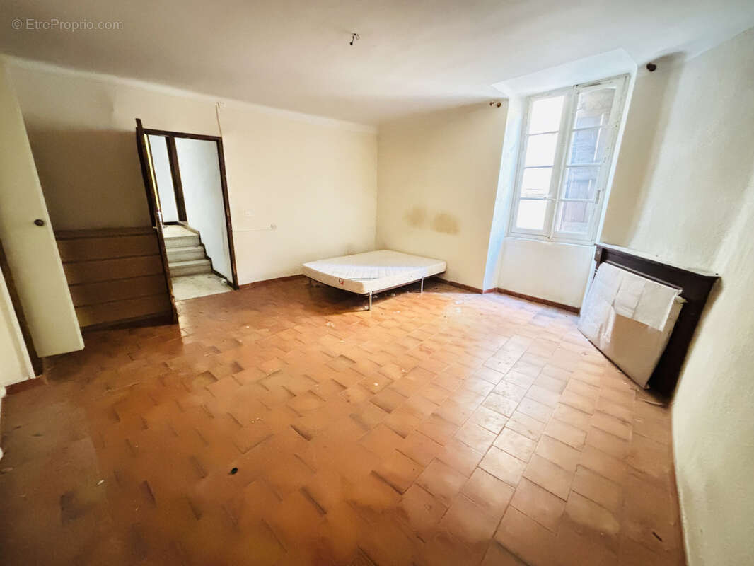 Maison à CLERMONT-L&#039;HERAULT