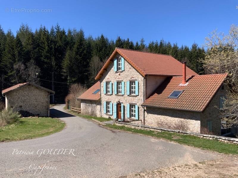 Maison à NOIRETABLE
