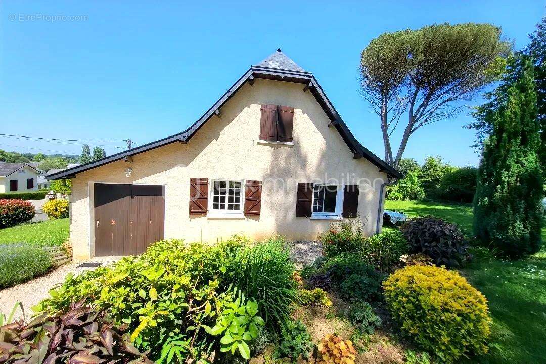 Maison à MORLAAS