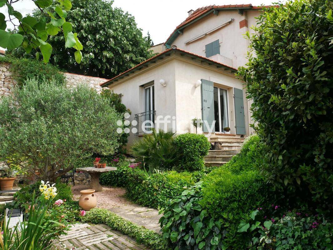 Maison à MARSEILLE-12E