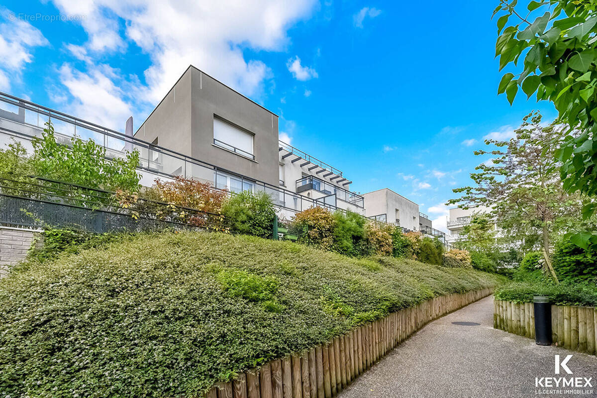 Appartement à ERAGNY