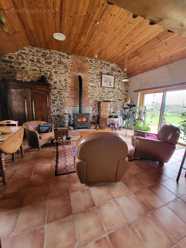 Maison à CHAUVE