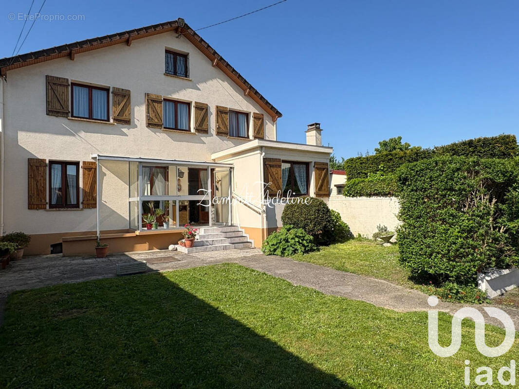 Photo 1 - Maison à LE BLANC-MESNIL